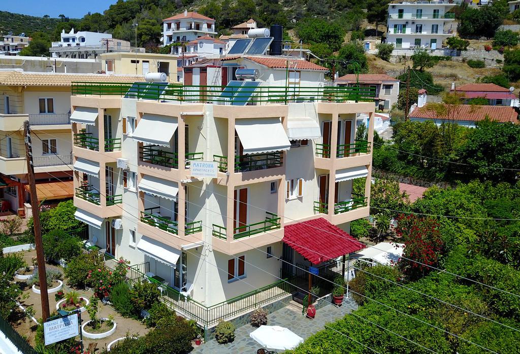 Matrona Apartments Poros Town Exterior photo