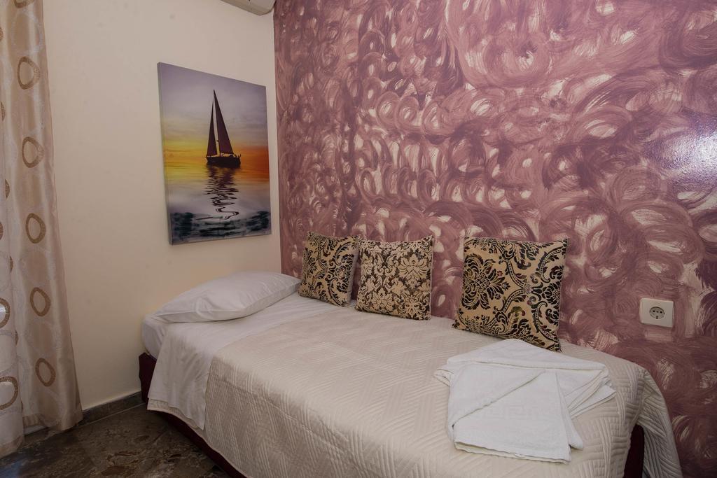Matrona Apartments Poros Town Exterior photo
